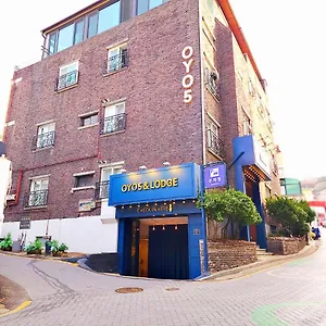 Hostel Oyo Myeongdong 5, Seoul