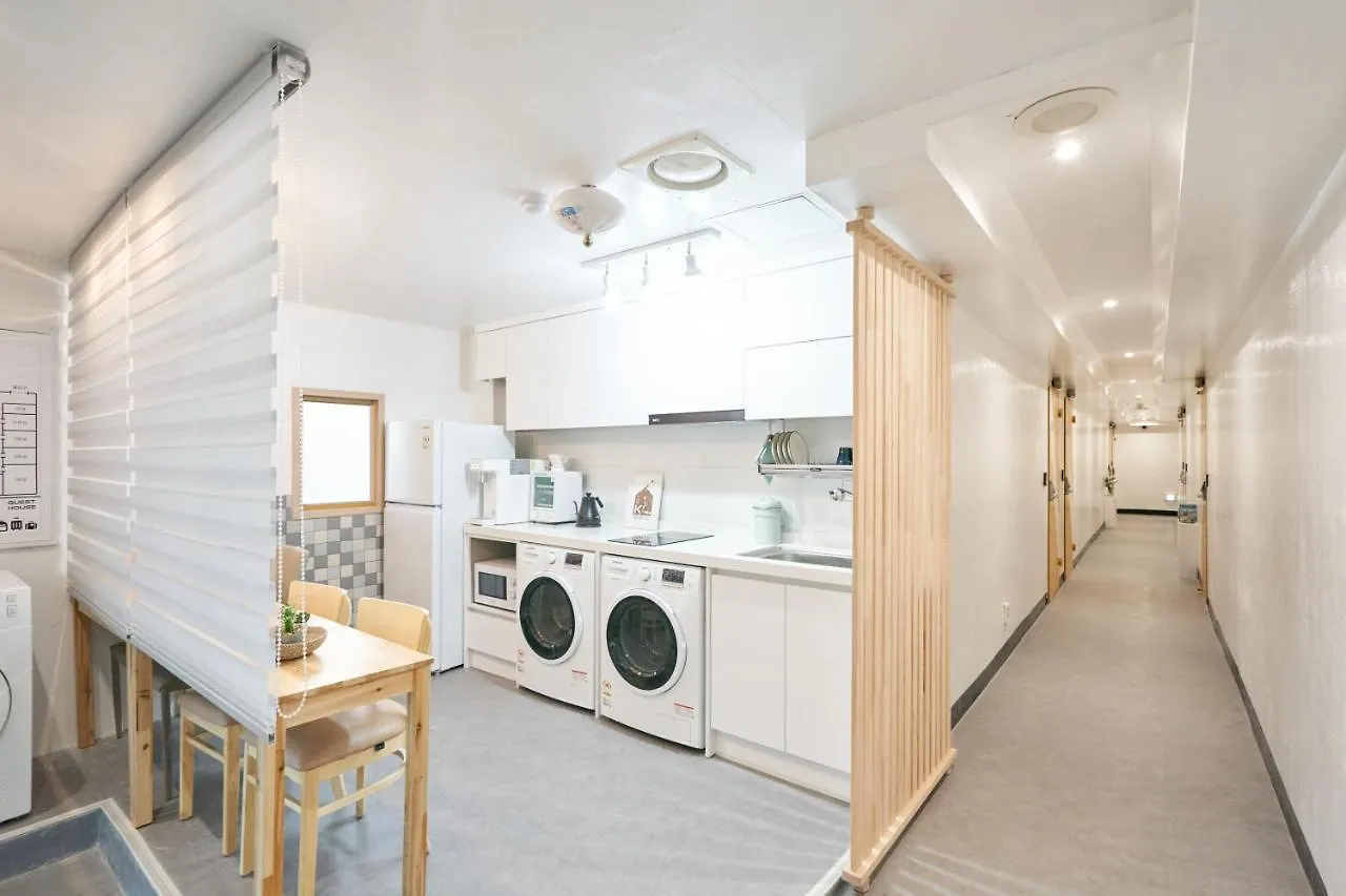 K'Stay Sinchon Seoel Hotel
